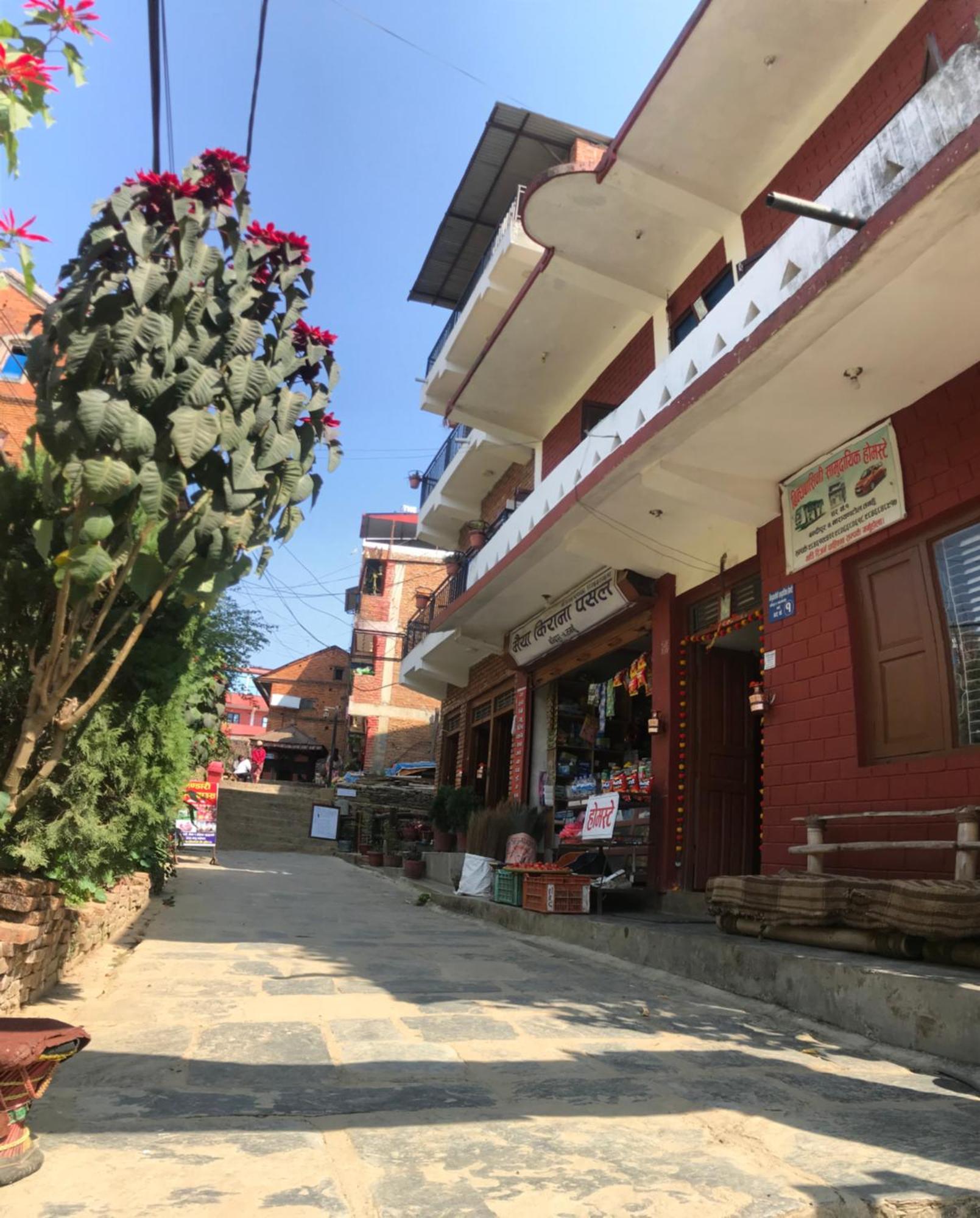 Shristi Hotel & Lodge Bandipur Exterior photo
